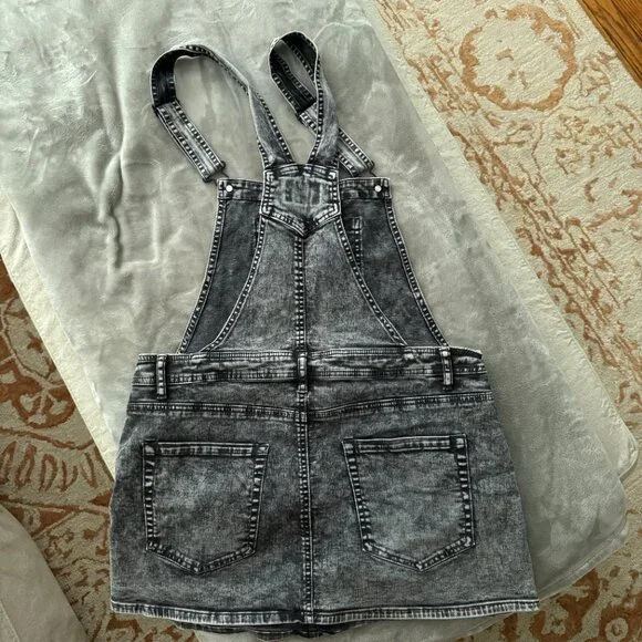 Like New Forever 21 Black Acid Wash Overall Dress Sz 31 - Picture 2 of 7